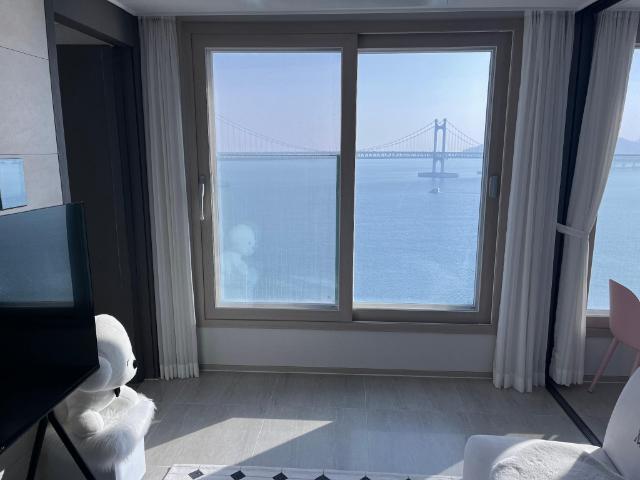 [광안대교파노라마오션뷰]광안리 1분거리 숙소, Apartment/Flat – Busan (photo 2)