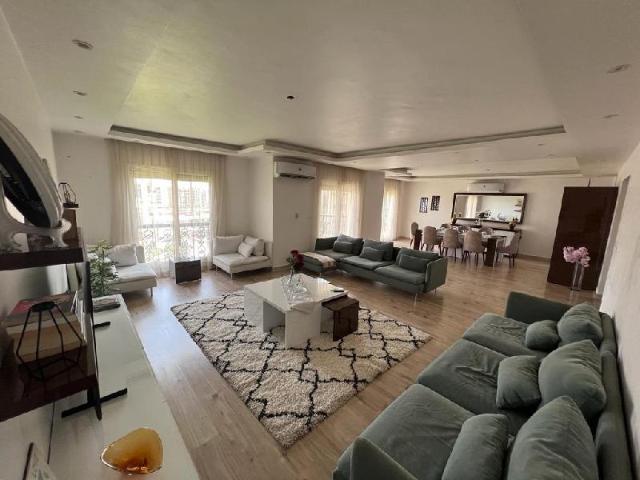 Appartamento di 210 m² con 3 camera(e) e 3 bagno(i) privato(i) in zona Distretto Nasr City – Appartamento, Cairo