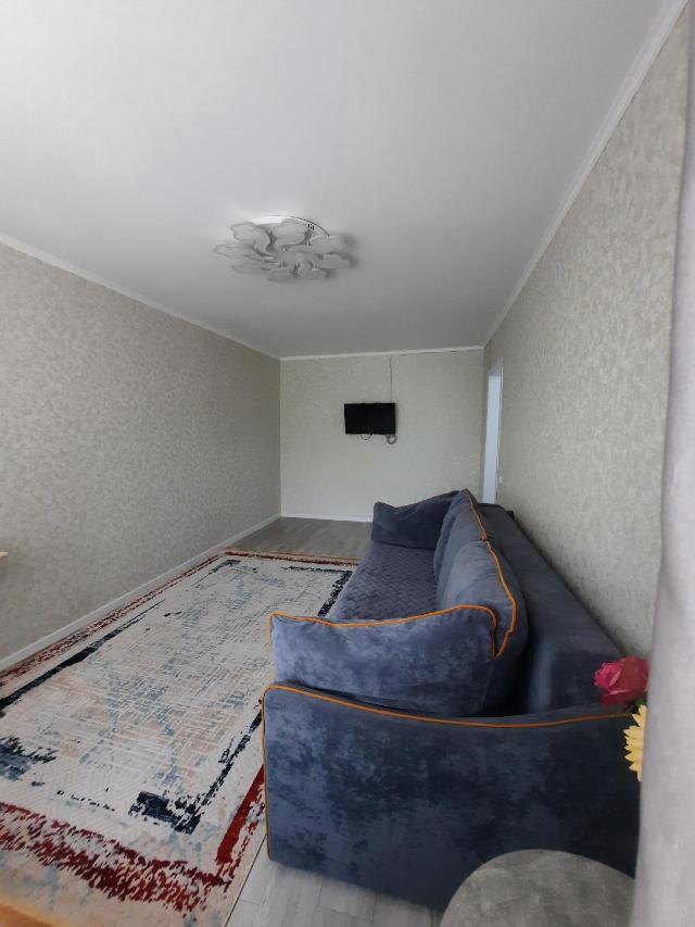 Apartment (50 m²), 1 Schlafzimmer und 1 eigene Badezimmer in Uralsk, Apartment – Uralsk (Foto 2)