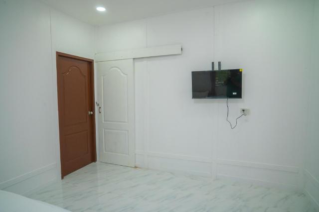 บ้านในสวนรีสอร์ท หุบป่าตาด 2 (บ้านชมเขา), Entire House – Uthai Thani (photo 4)