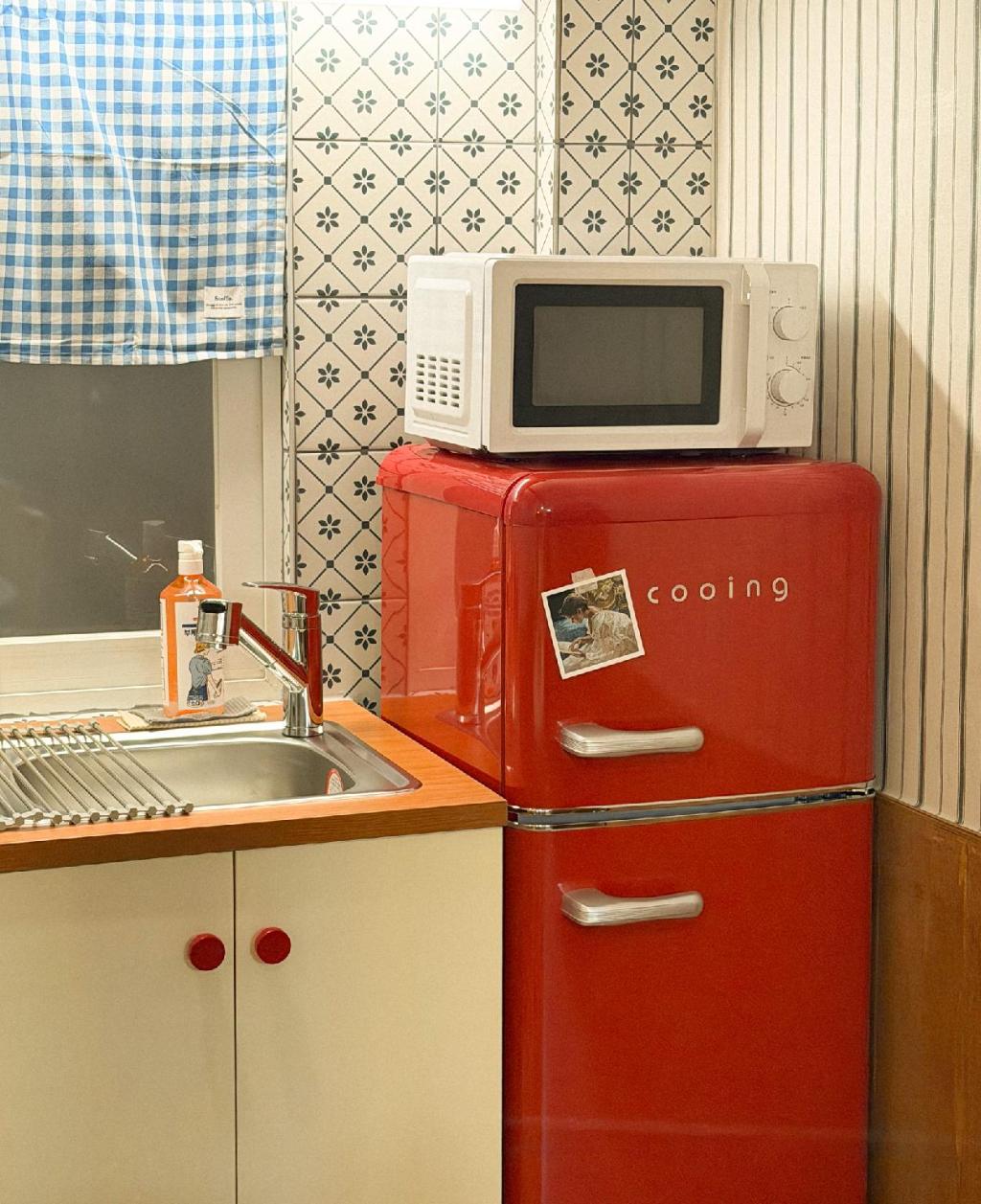 🏠 [가끔 메종] 지브리 감성 2룸숙소 홍대,신촌 리모델링 완료 각방 에어컨, Entire House – Seoul (photo 1)