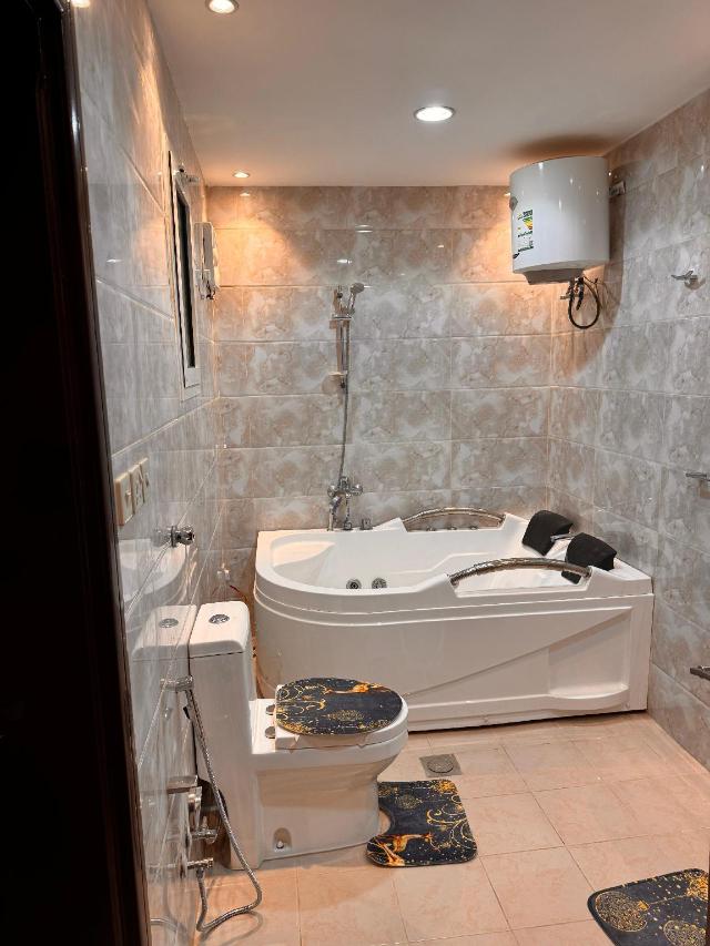 Appartement avec 2 chambre(s) de 120 m² et 2 salle(s) de bains privée(s) à Mudhainib, Appartement – Médine (photo 5)