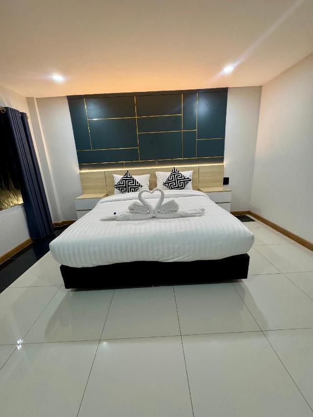 ຫ້ອງຕຽງດຽວໃຫຍ່ວິວຊັ້ນ5 – Hotel, Thakhek