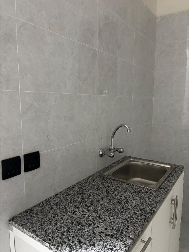 استديو انيق بدخول ذاتي بمطبخ #6, Villa & huis – Buraydah (foto 3)
