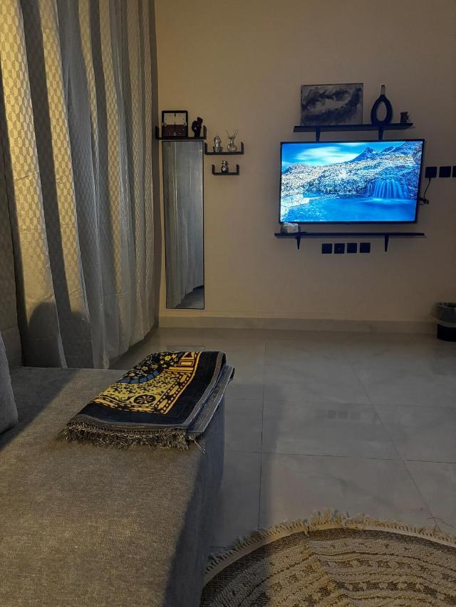 استديو انيق بدخول ذاتي بمطبخ #6, Villa & huis – Buraydah (foto 4)