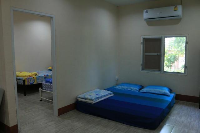 โฮมเสตย์ บ้านเรา 8คน – Entire House, Saraburi