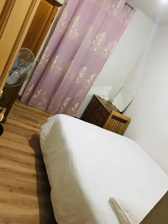 Appartamento di 15 m² con 2 camera(e) e 1 bagno(i) privato(i) in zona Usera, Appartamento – Madrid (foto 3)