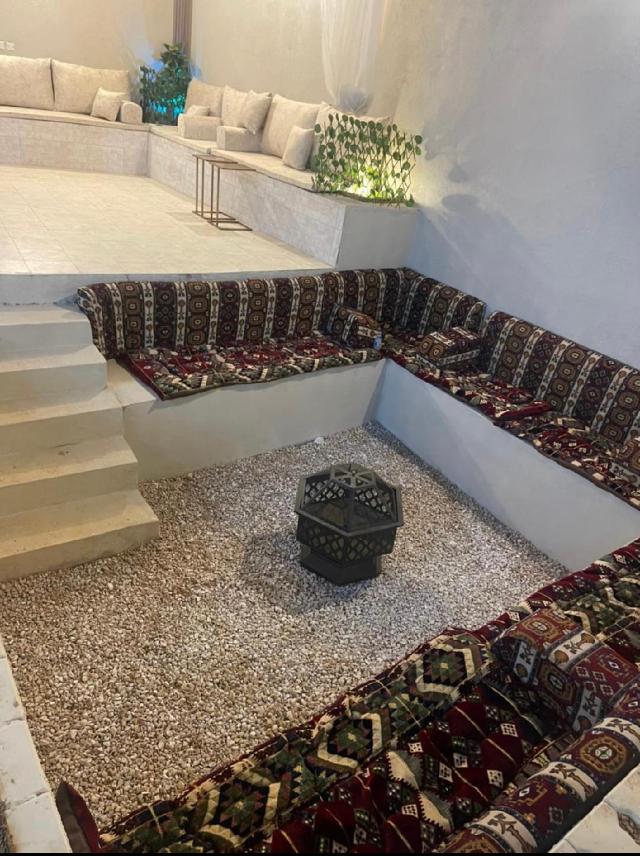 Bungalow avec 1 chambre(s) de 840 m² et 1 salle(s) de bains privée(s) à Arar, Villa & maison – Arar (photo 4)