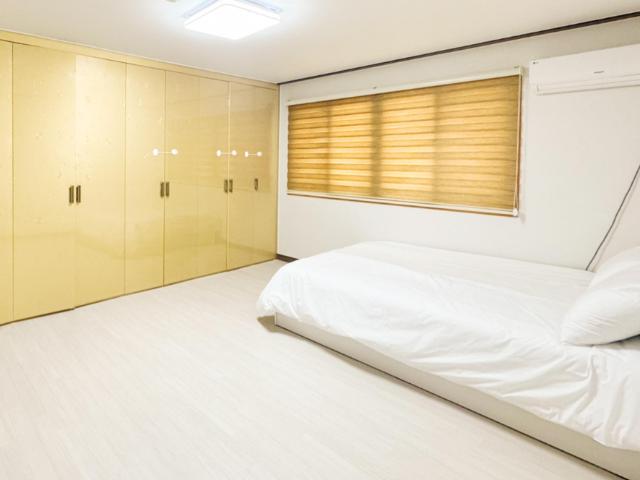A 바다와 가깝고 산이 보이는 넓은 모퉁이 펜션#농어촌민박, Entire House – Gangneung-si (photo 2)