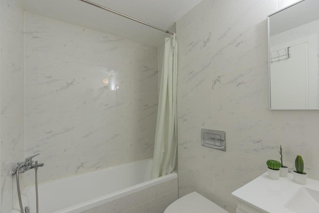 Apartment (45 m²), 1 Schlafzimmer und 1 eigene Badezimmer in Stadtzentrum, Apartment – Jerusalem (Foto 1)