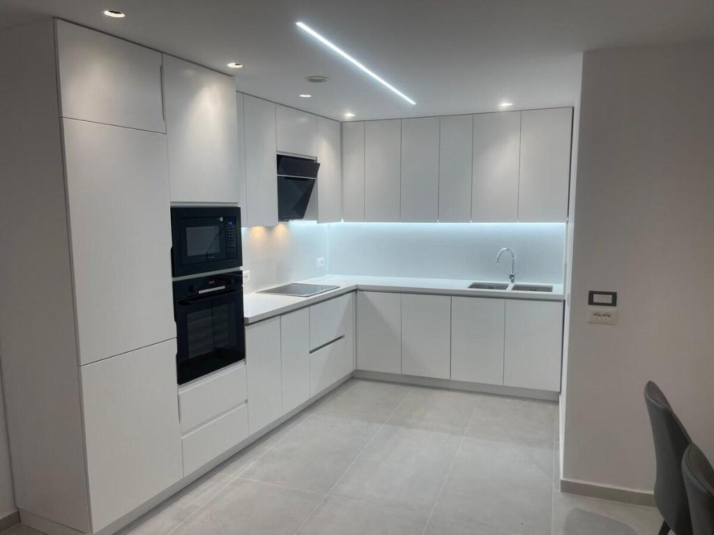 AA Flat, Entire House – Saranda (photo 1)