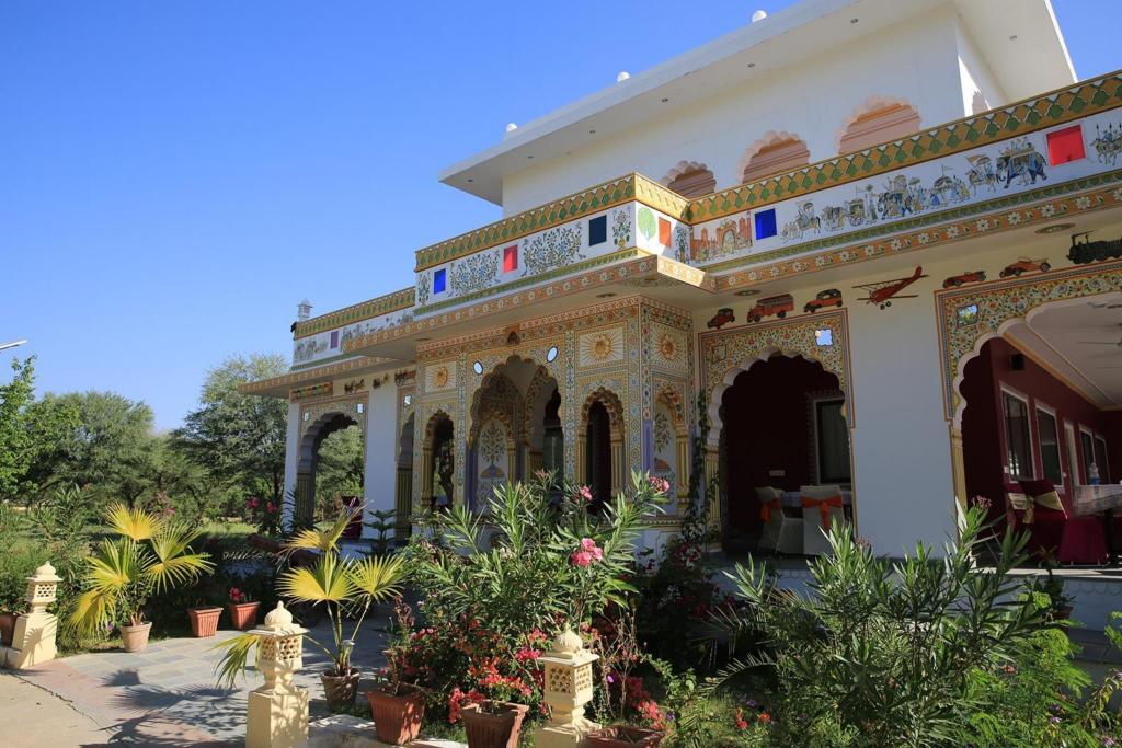 Achrol Bagh, Resort – Achrol (photo 1)