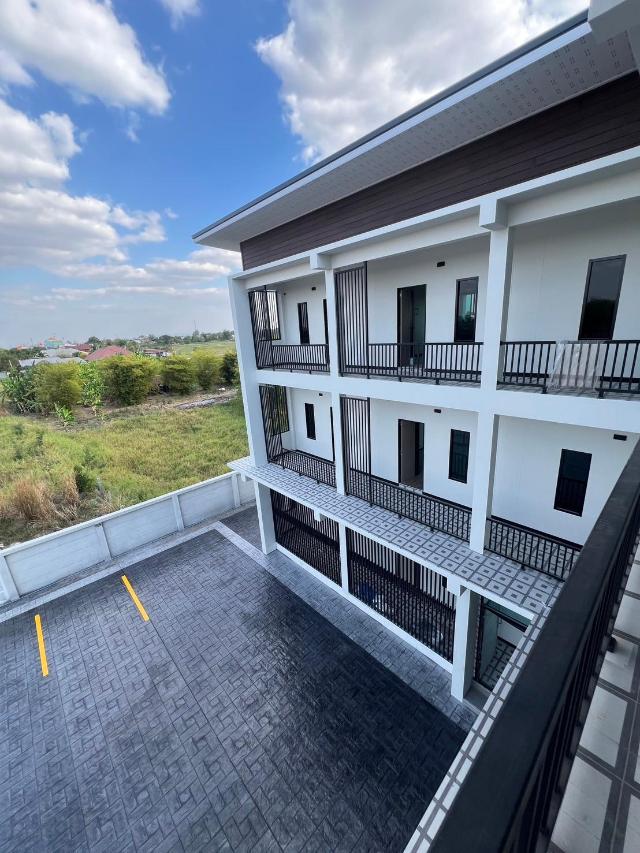 AlinApartment – Hotel, Si Thep