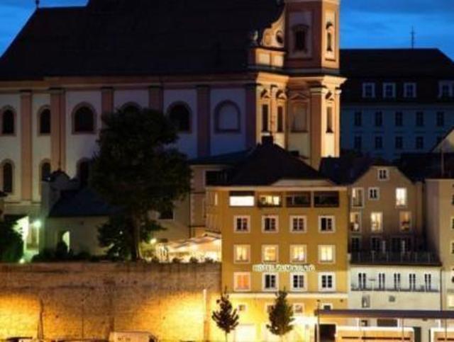 Am Paulusbogen – Hotel, Passau