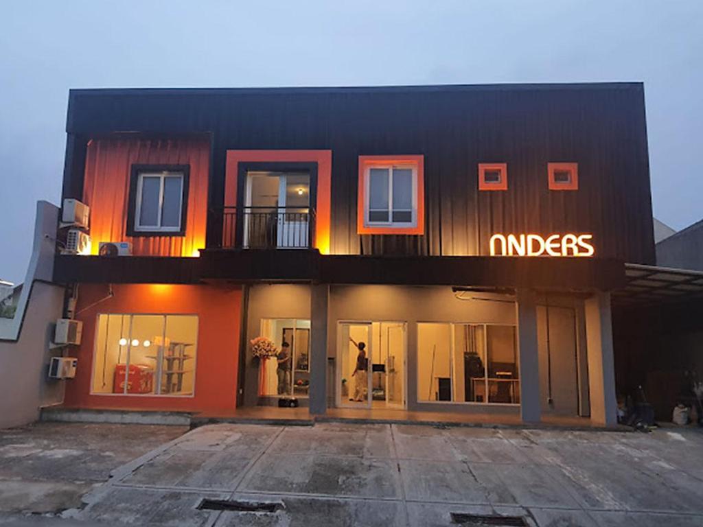 Anders Permata Millenium, Hotel – Tangerang (photo 1)