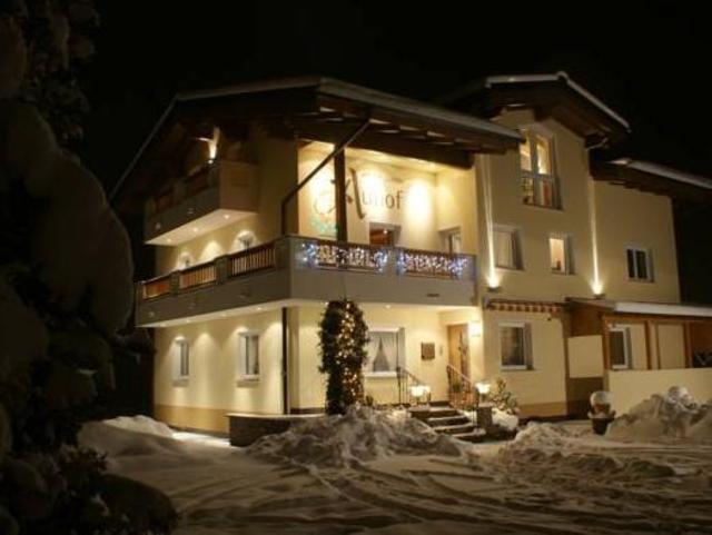 Apart Auhof – Guesthouse/bed and breakfast, See