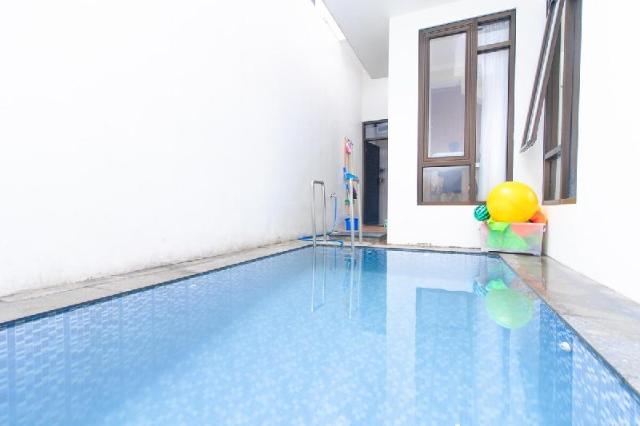 Arrayan B4 Private Pool and Rooftop, Villa – Malang (photo 3)