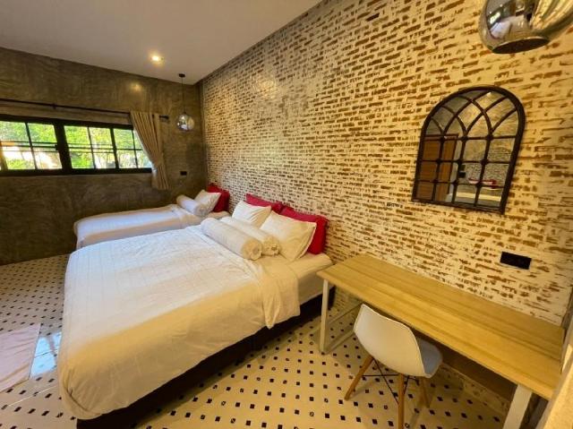 AVA @RETRO77 – Villa, Bueng Kan