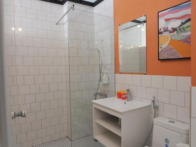 Avery Case, Pensione e B&B – Tainan (foto 3)