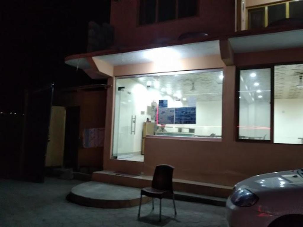 Bab e Gilgit Inn, ホテル – ギルギット (写真1)