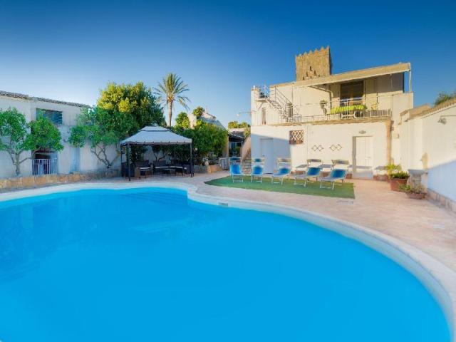 Villa (350 m²), 9 Schlafzimmer und 5 eigene Badezimmer in Santa Maria – Villa & Haus, Mazara del Vallo