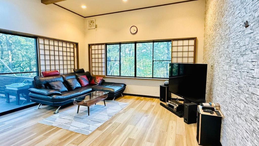 Villa di 122 m² con 3 camera(e) e 1 bagno(i) privato(i) in zona Takaku Station, Villa e casa – Nasu (foto 1)