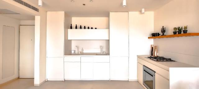 ［ビーチエリア］アパートメント（80m²）｜ 2ベッドルーム／2バスルーム, アパートメント – テルアビブ (写真2)