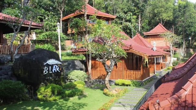 Blarak Villa – Resort villa, Karang Tengah