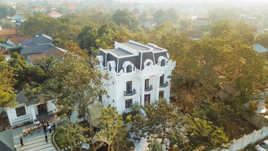 Casa di 3000 m² con 6 camera(e) e 5 bagno(i) privato(i) in zona Yên Lập, Villa e casa – Hạ Chuế (foto 1)