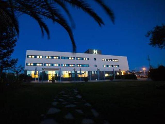 Brea's Hotel – Hotel, Reus