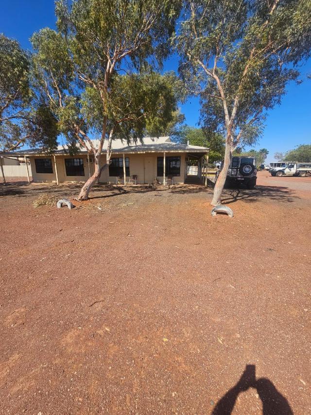 Cadney Park Accommodation – Hotel, Coober Pedy