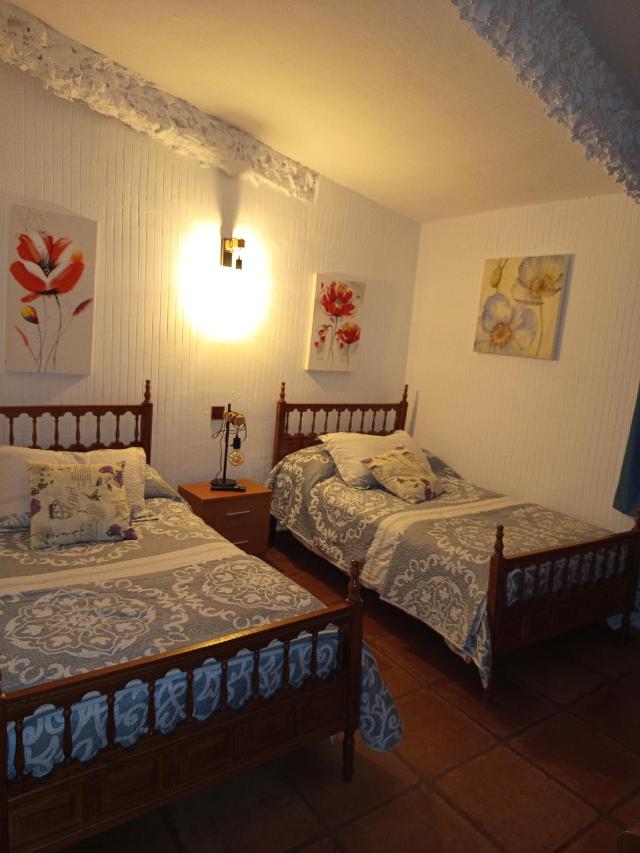 Casa di 250 m² con 4 camera(e) e 2 bagno(i) privato(i) in zona Najera, Villa e casa – Najera (foto 2)