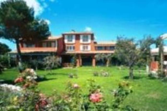 Castillon Des Baux – Hotel, Saint-Remy-de-Provence