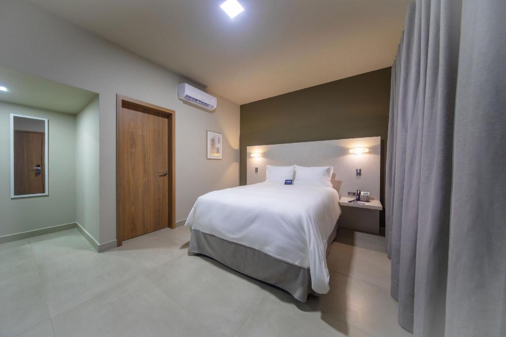 Cedrela, ゲストハウス・B&B – コマヤガ (写真1)