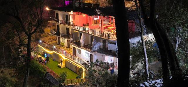 Cloud Forest, Hotel – Garhwal (foto 5)