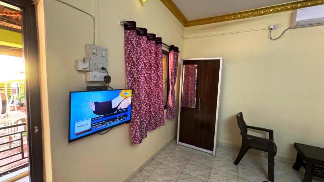 ( m²), 1 Schlafzimmer und 1 eigene Badezimmer in Devbag, Pension & B&B – Malvan (Foto 5)