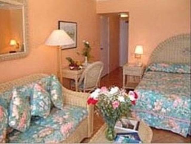Coco Reef Bermuda – Hotel, Paget