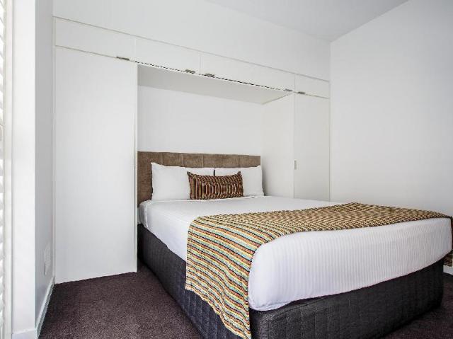 Code Apartments, Apartment/Flat – Brisbane (photo 2)