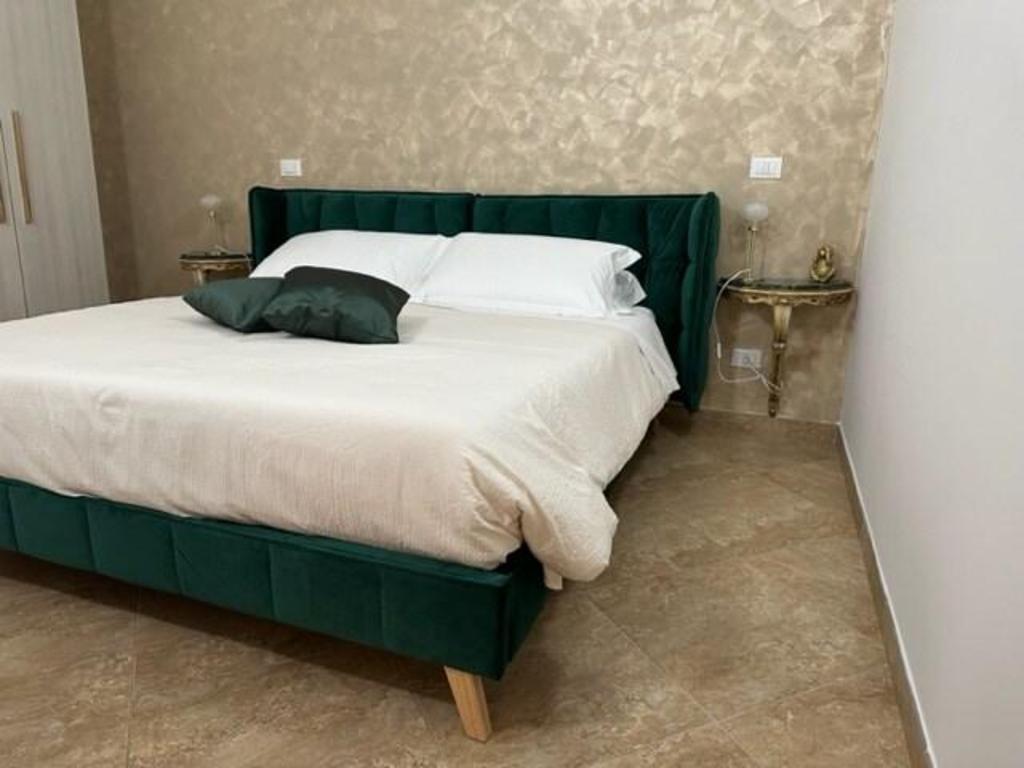 Casa di 50 m² con 1 camera(e) e 1 bagno(i) privato(i) in zona Ladispoli, Villa e casa – Ladispoli (foto 1)
