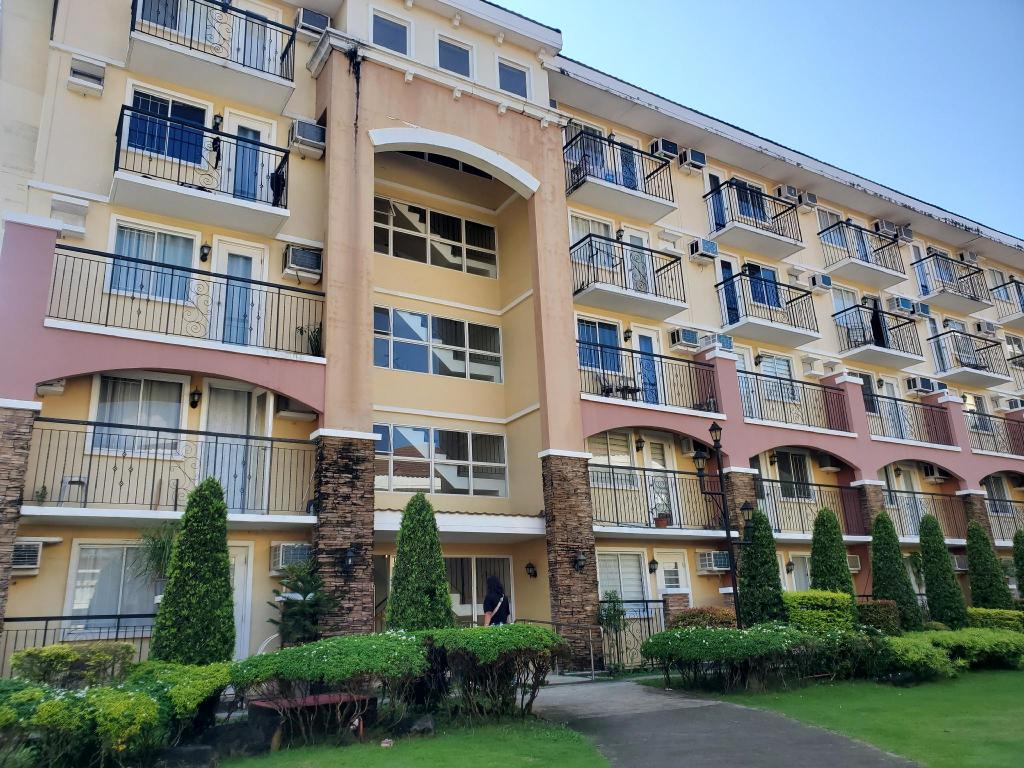 Condo E, 公寓 – 达沃市 (第1张照片)