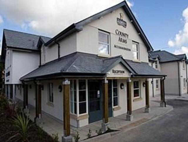 County Arms – Inn, Truro