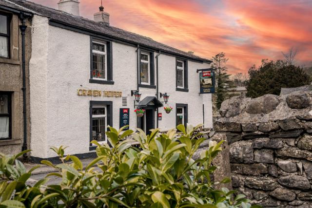 Craven Heifer, Stainforth – Hotel, Settle