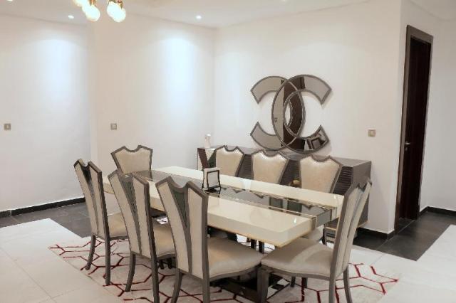 Appartamento di 1789 m² con 3 camera(e) e 4 bagno(i) privato(i) in zona Lekki Phase I, Appartamento – Lekki (foto 4)