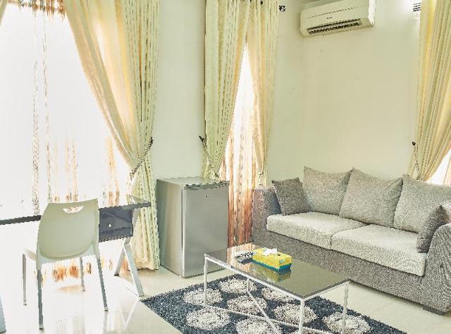 Crystal House Shortlets – Apartment/Flat, Lagos