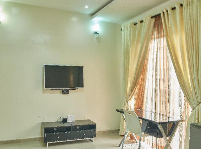 Crystal House Shortlets, Apartment/Flat – Lagos (photo 3)