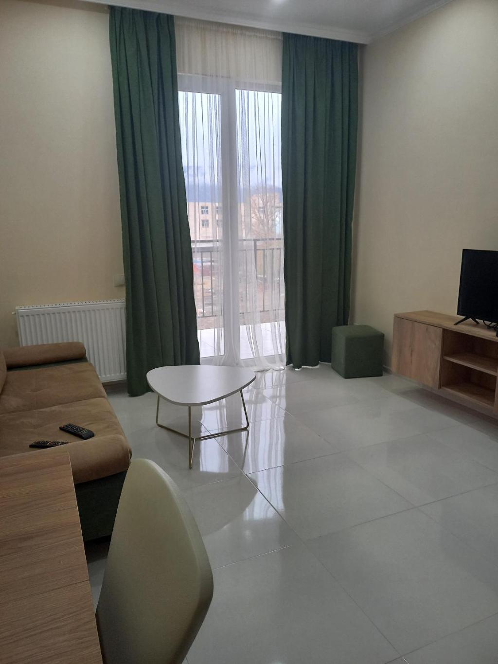 D, Appartement – Tbilisi (foto 1)