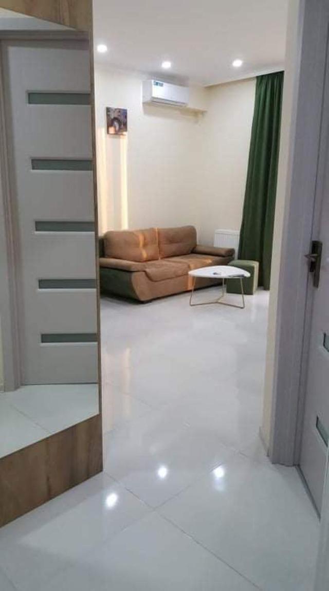 D, Appartement – Tbilisi (foto 2)