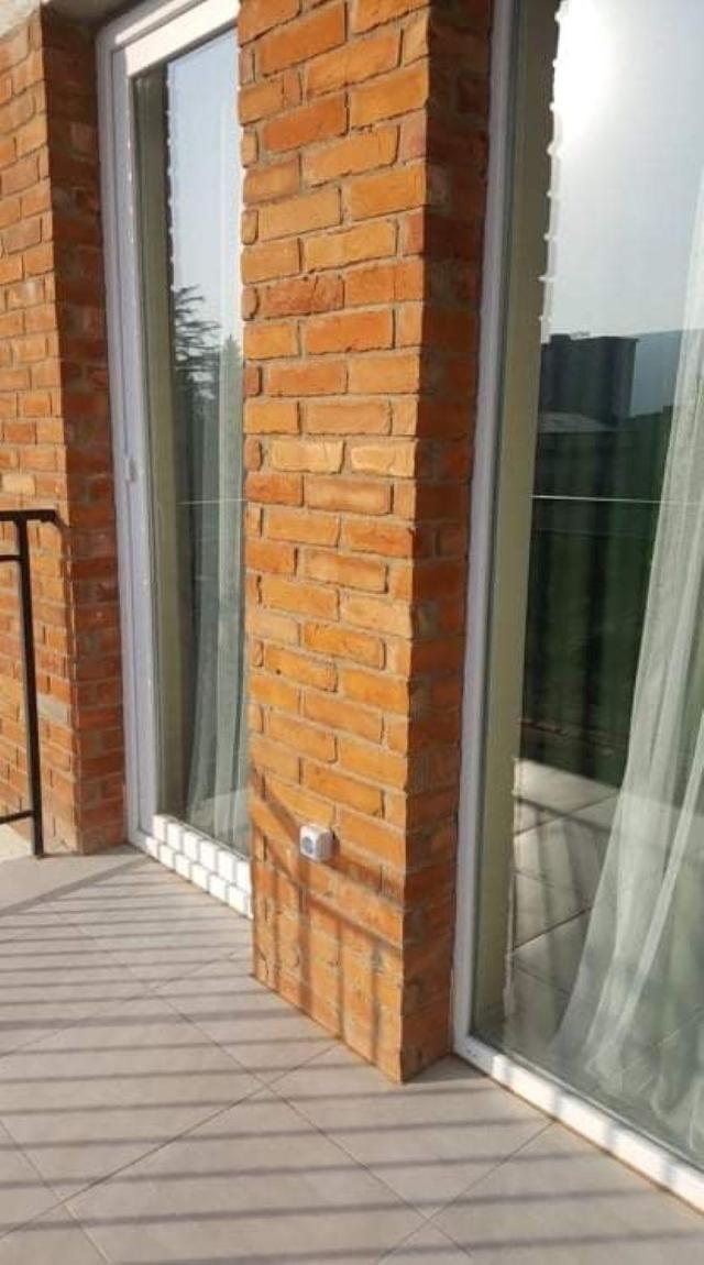 D, Appartement – Tbilisi (foto 4)