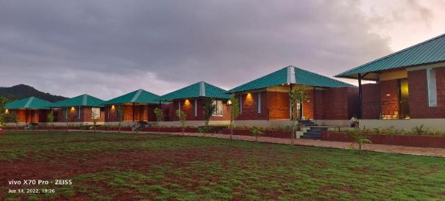 D CLOUDS, Bavda – Hotel, Gaganbawda