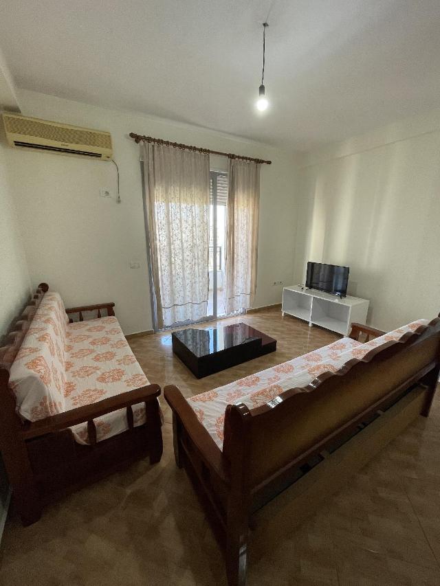Appartamento di 65 m² con 1 camera(e) e 1 bagno(i) privato(i) in zona Vlora Centro, Appartamento – Valona (foto 3)